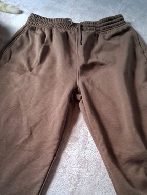 Men's Brown Fleece Jogger Sweatpants - Casual Comfort